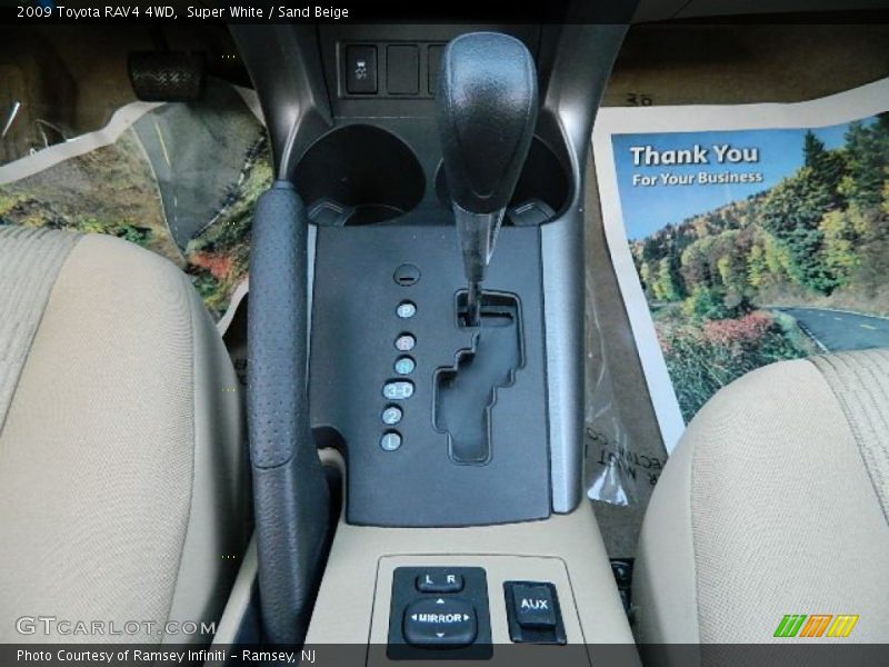 Super White / Sand Beige 2009 Toyota RAV4 4WD