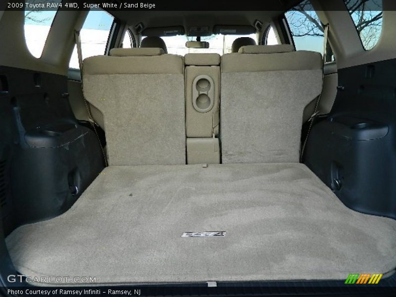 Super White / Sand Beige 2009 Toyota RAV4 4WD