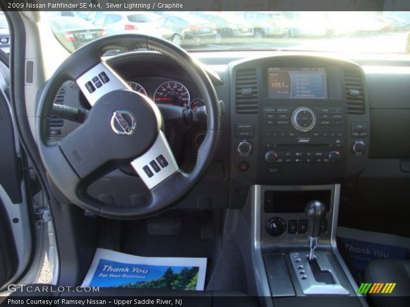 Silver Lightning / Graphite 2009 Nissan Pathfinder SE 4x4