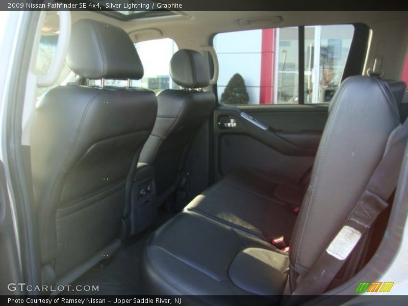 Silver Lightning / Graphite 2009 Nissan Pathfinder SE 4x4