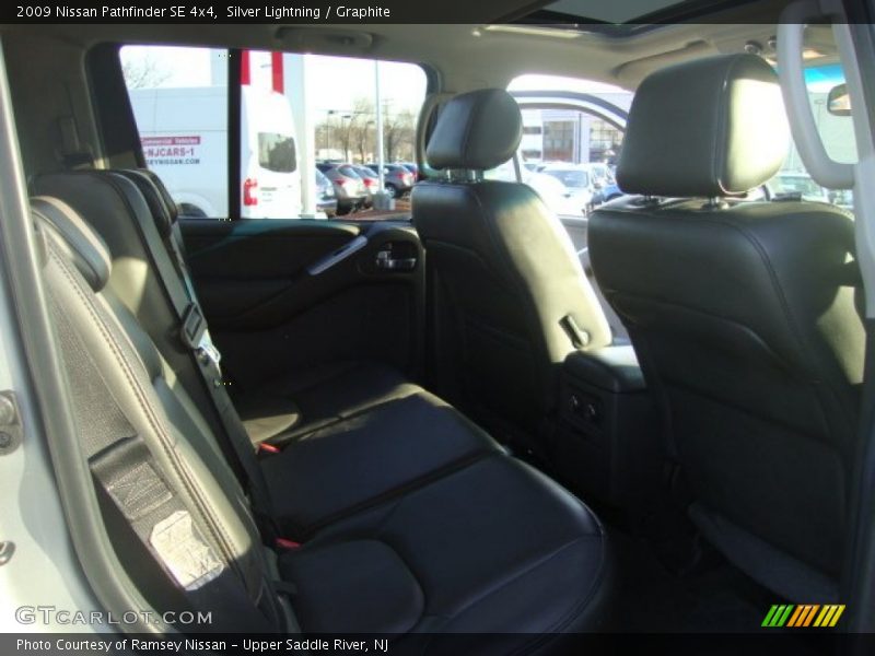 Silver Lightning / Graphite 2009 Nissan Pathfinder SE 4x4