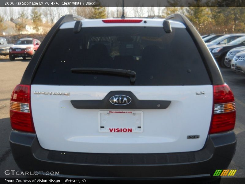 Clear White / Black 2006 Kia Sportage LX V6 4x4