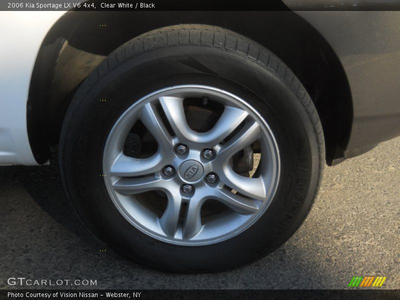Clear White / Black 2006 Kia Sportage LX V6 4x4