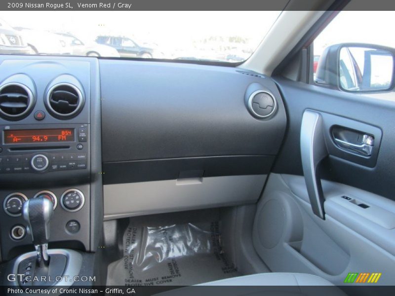 Venom Red / Gray 2009 Nissan Rogue SL