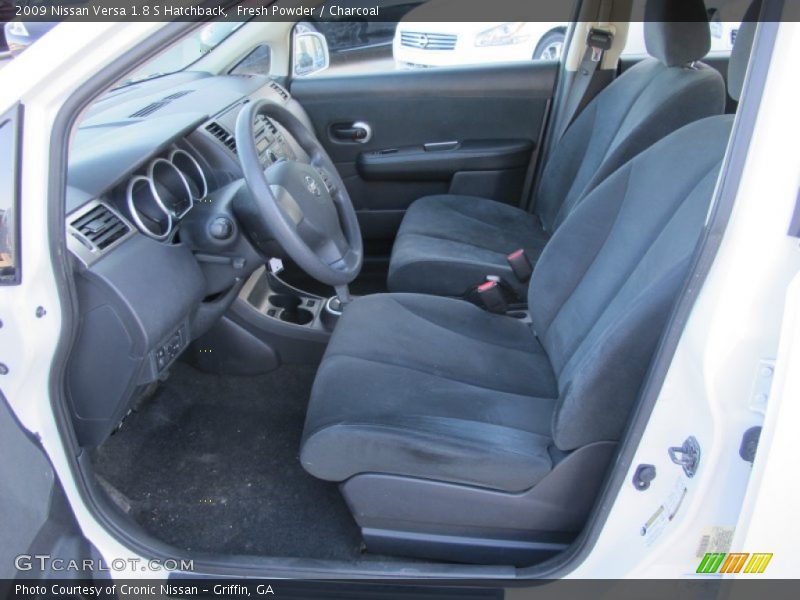 Fresh Powder / Charcoal 2009 Nissan Versa 1.8 S Hatchback