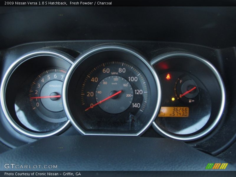 Fresh Powder / Charcoal 2009 Nissan Versa 1.8 S Hatchback