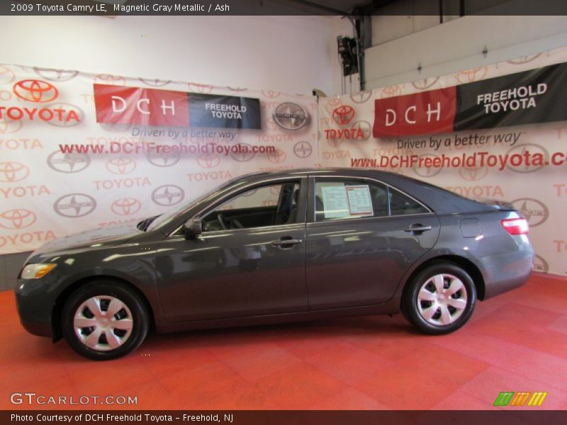 Magnetic Gray Metallic / Ash 2009 Toyota Camry LE