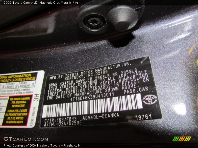 Magnetic Gray Metallic / Ash 2009 Toyota Camry LE