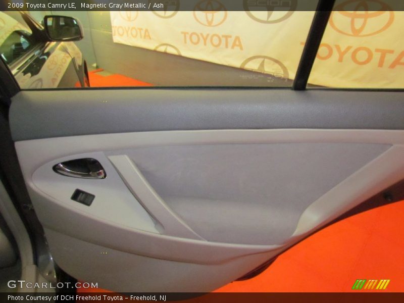Magnetic Gray Metallic / Ash 2009 Toyota Camry LE