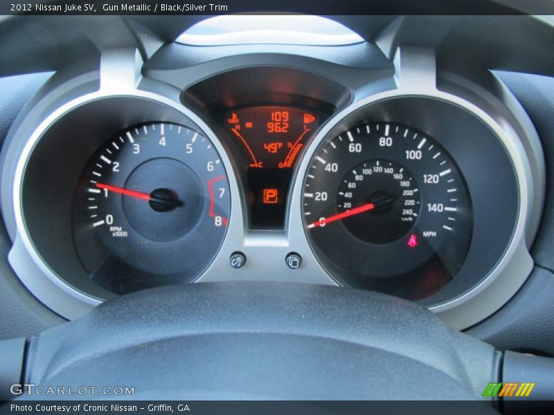 Gun Metallic / Black/Silver Trim 2012 Nissan Juke SV