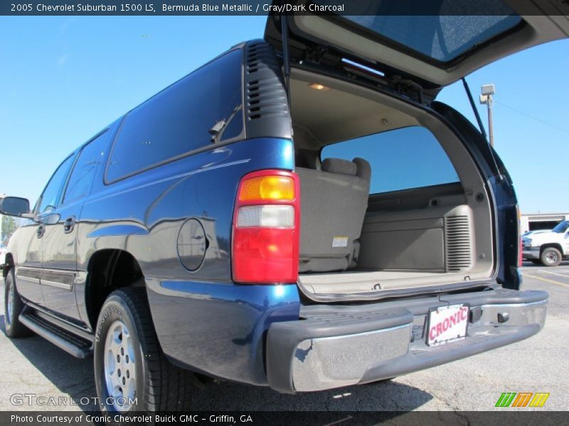 Bermuda Blue Metallic / Gray/Dark Charcoal 2005 Chevrolet Suburban 1500 LS