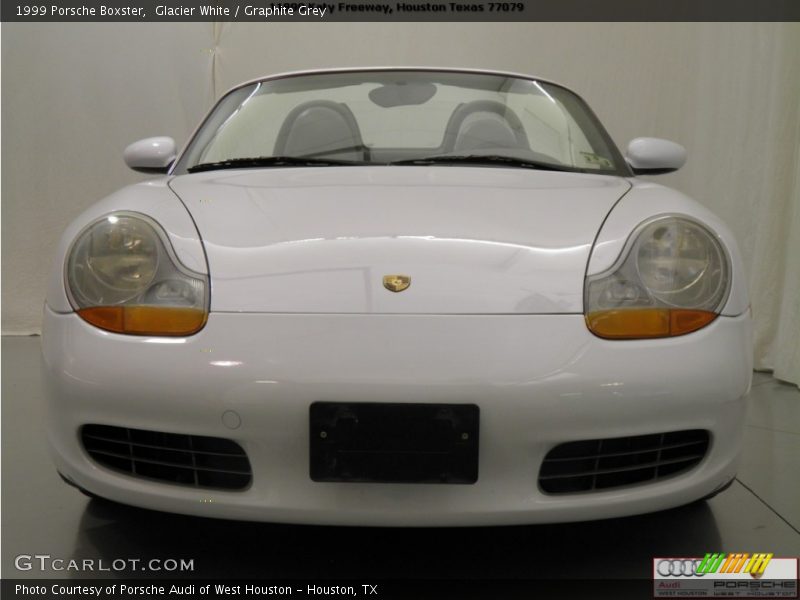 Glacier White / Graphite Grey 1999 Porsche Boxster