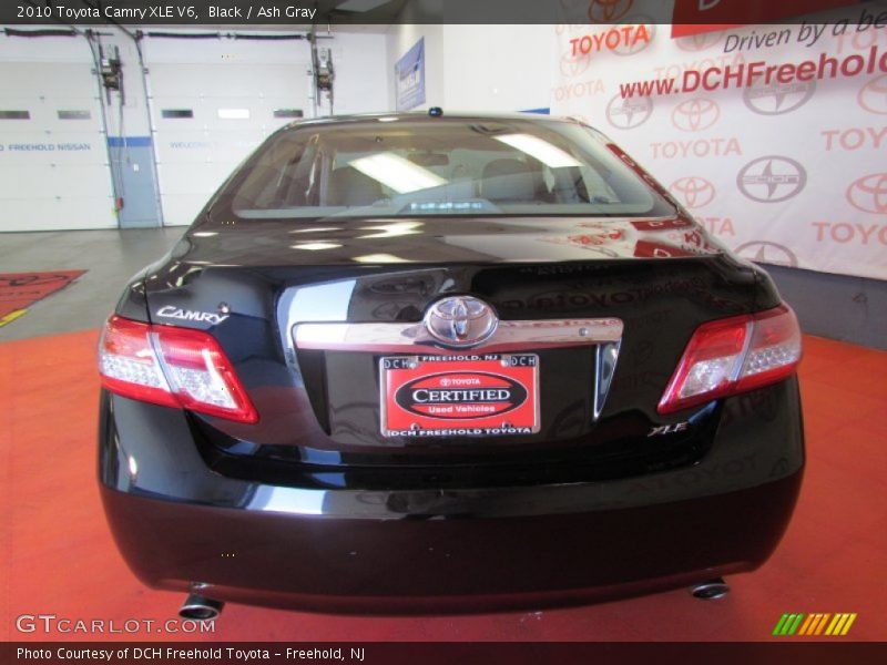 Black / Ash Gray 2010 Toyota Camry XLE V6