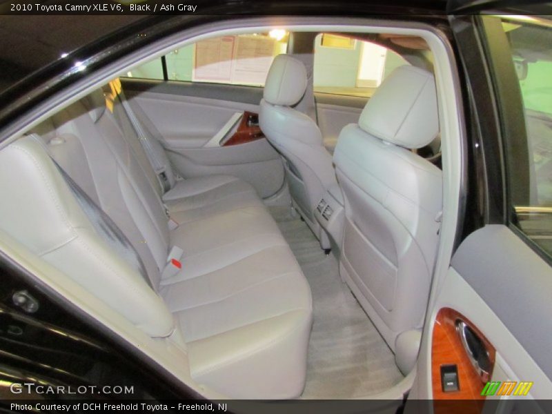 Black / Ash Gray 2010 Toyota Camry XLE V6