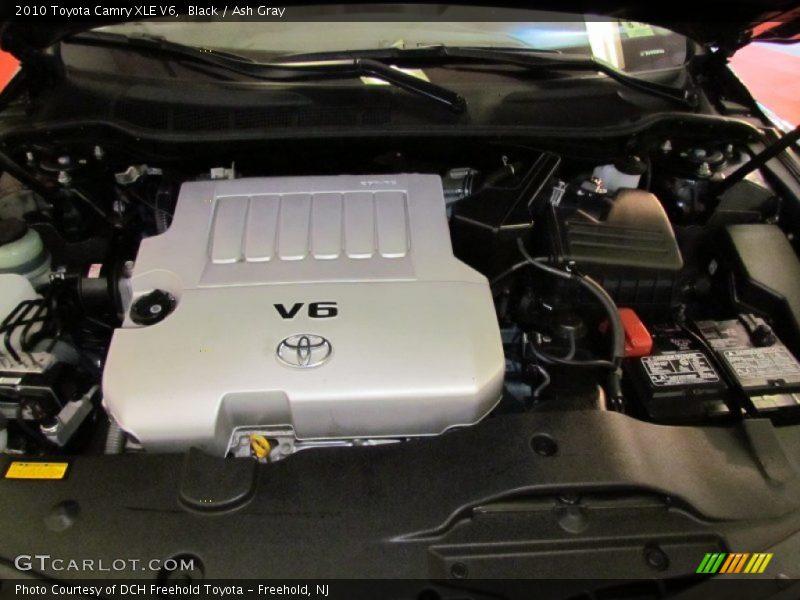Black / Ash Gray 2010 Toyota Camry XLE V6