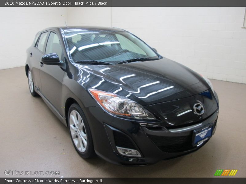 Black Mica / Black 2010 Mazda MAZDA3 s Sport 5 Door