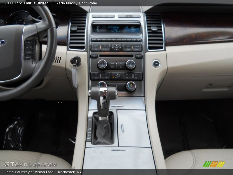 Tuxedo Black / Light Stone 2011 Ford Taurus Limited