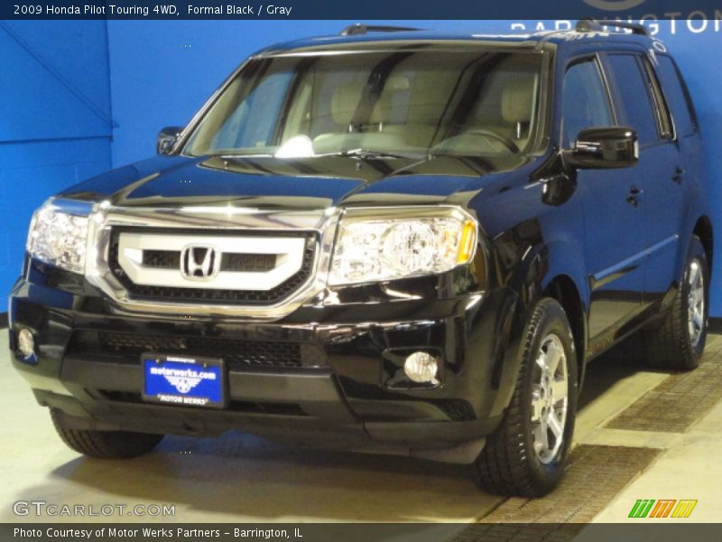 Formal Black / Gray 2009 Honda Pilot Touring 4WD