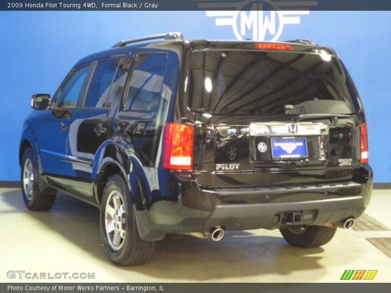 Formal Black / Gray 2009 Honda Pilot Touring 4WD