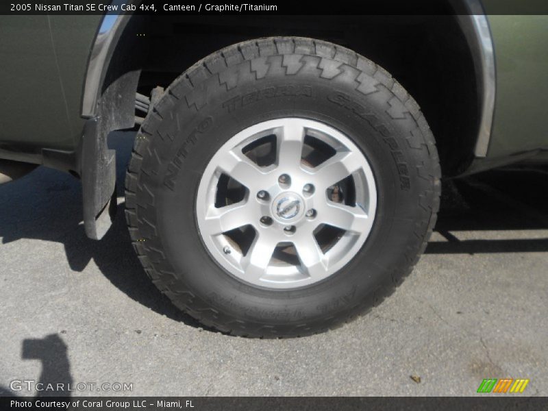 Canteen / Graphite/Titanium 2005 Nissan Titan SE Crew Cab 4x4