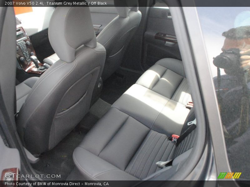 Titanium Grey Metallic / Off Black 2007 Volvo V50 2.4i