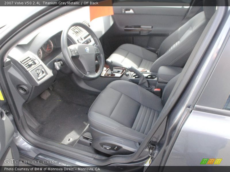 Titanium Grey Metallic / Off Black 2007 Volvo V50 2.4i