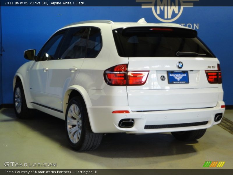 Alpine White / Black 2011 BMW X5 xDrive 50i
