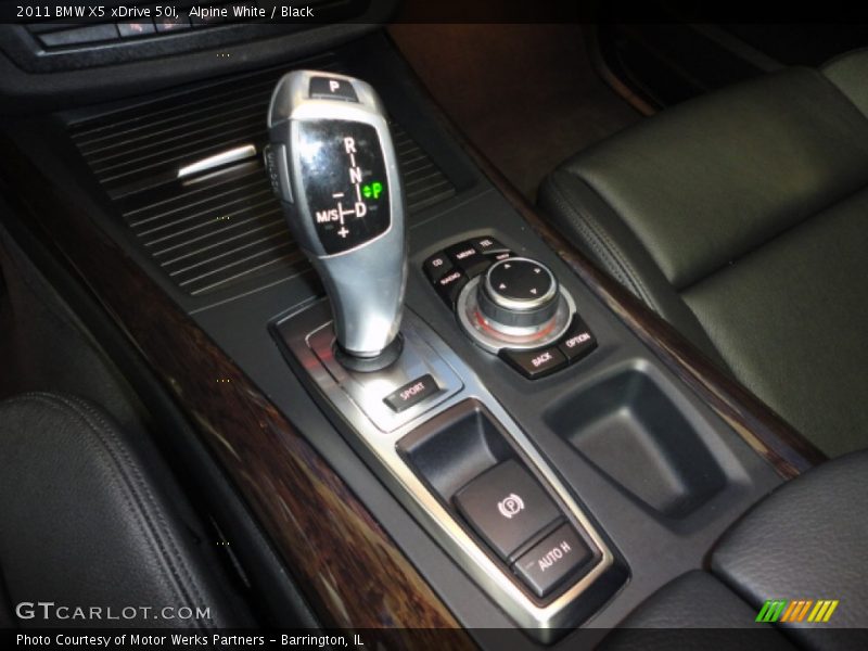 Alpine White / Black 2011 BMW X5 xDrive 50i