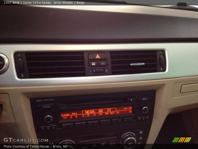 Arctic Metallic / Beige 2007 BMW 3 Series 335xi Sedan