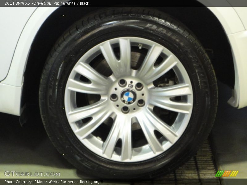 Alpine White / Black 2011 BMW X5 xDrive 50i