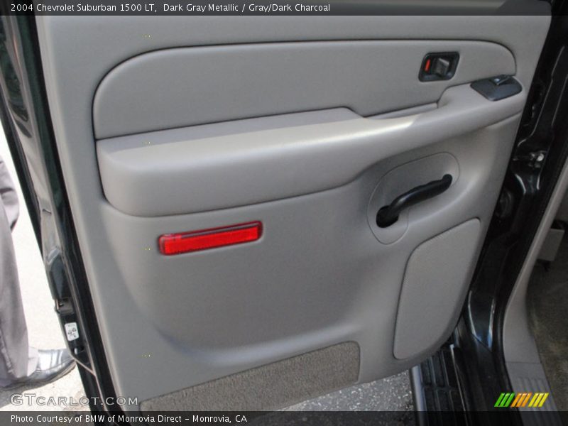 Dark Gray Metallic / Gray/Dark Charcoal 2004 Chevrolet Suburban 1500 LT