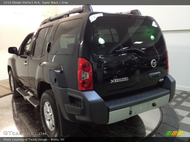 Super Black / Gray 2010 Nissan Xterra S 4x4