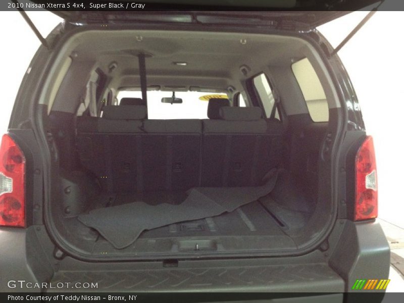 Super Black / Gray 2010 Nissan Xterra S 4x4