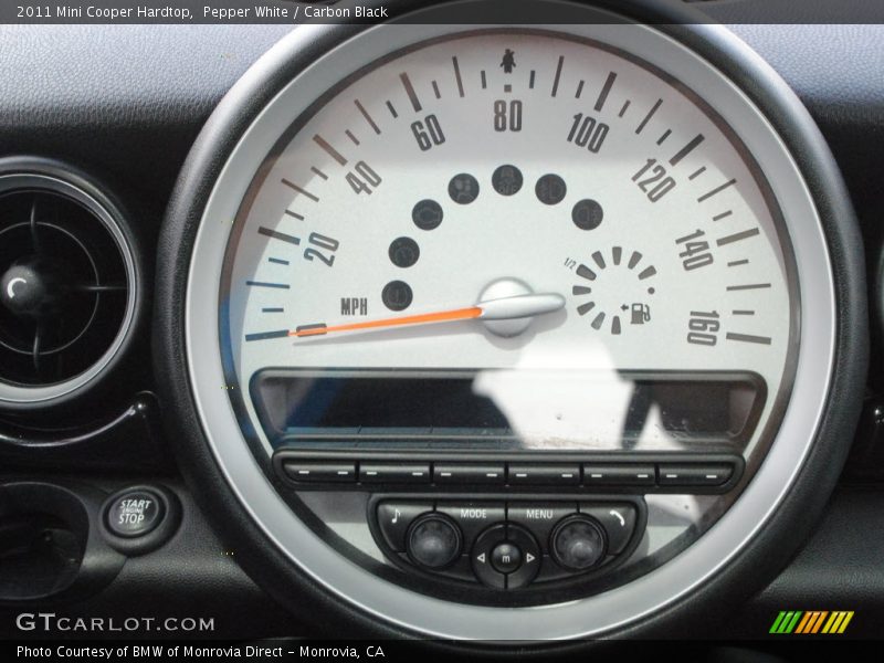 Pepper White / Carbon Black 2011 Mini Cooper Hardtop