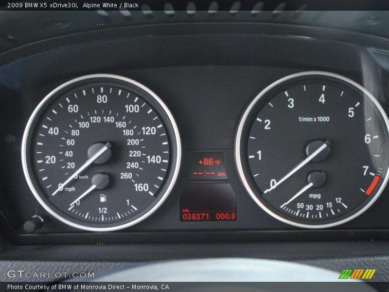 Alpine White / Black 2009 BMW X5 xDrive30i