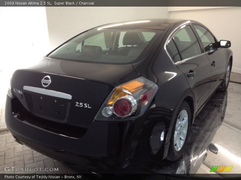Super Black / Charcoal 2009 Nissan Altima 2.5 SL