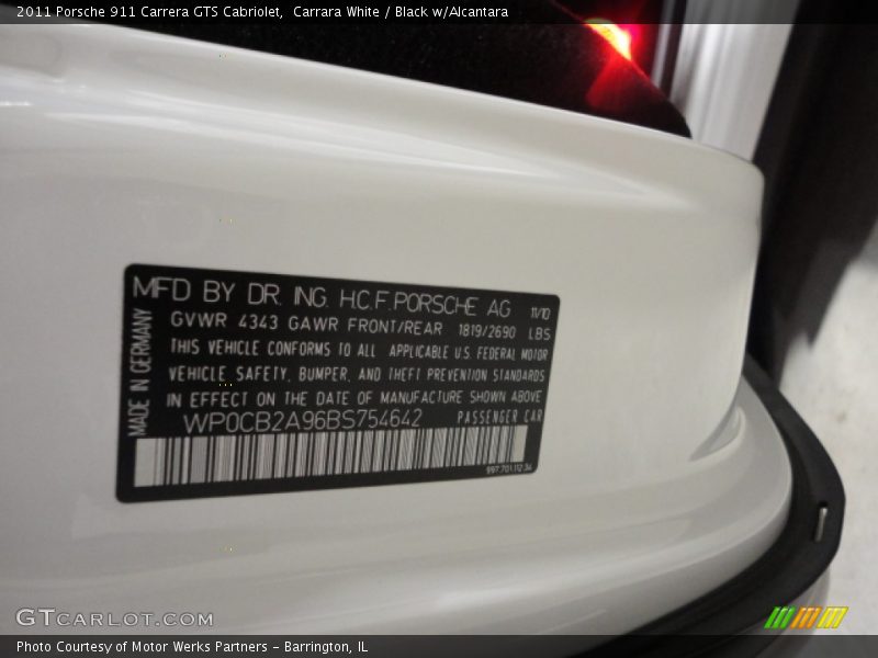Carrara White / Black w/Alcantara 2011 Porsche 911 Carrera GTS Cabriolet
