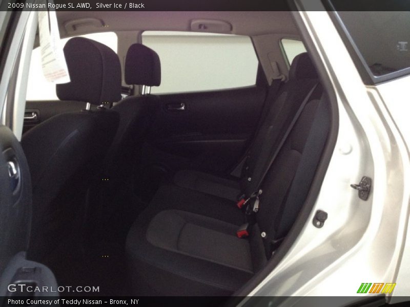 Silver Ice / Black 2009 Nissan Rogue SL AWD