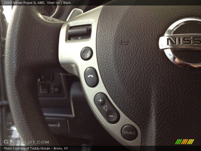 Silver Ice / Black 2009 Nissan Rogue SL AWD