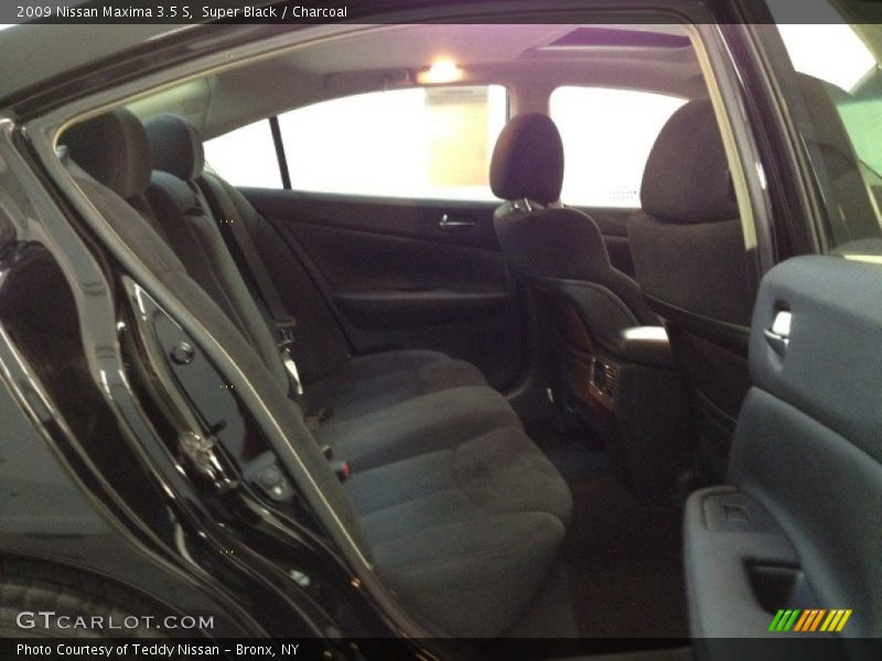 Super Black / Charcoal 2009 Nissan Maxima 3.5 S