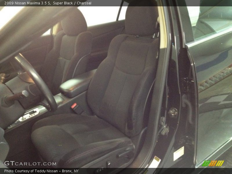 Super Black / Charcoal 2009 Nissan Maxima 3.5 S