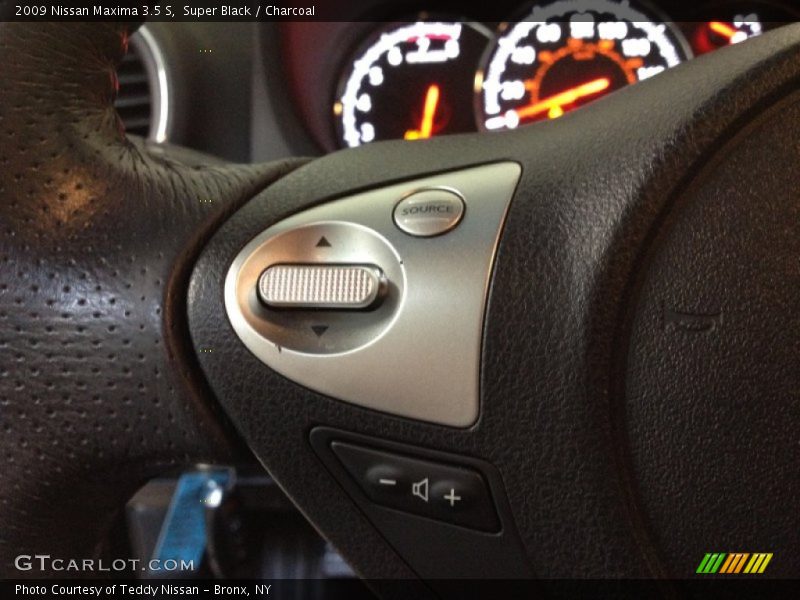 Super Black / Charcoal 2009 Nissan Maxima 3.5 S