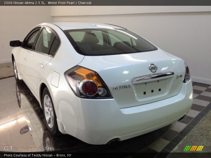 Winter Frost Pearl / Charcoal 2009 Nissan Altima 2.5 SL