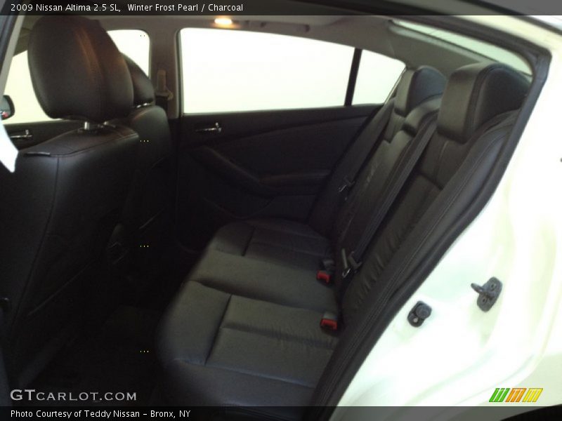 Winter Frost Pearl / Charcoal 2009 Nissan Altima 2.5 SL
