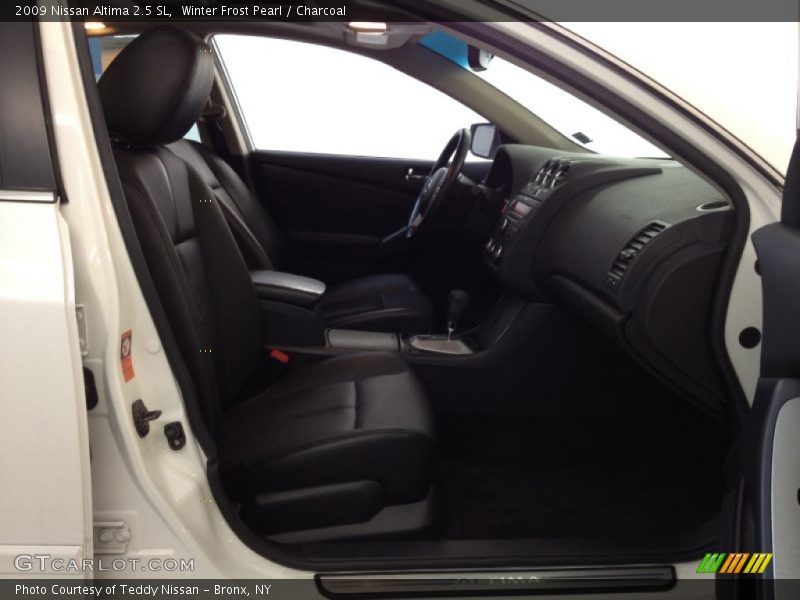 Winter Frost Pearl / Charcoal 2009 Nissan Altima 2.5 SL