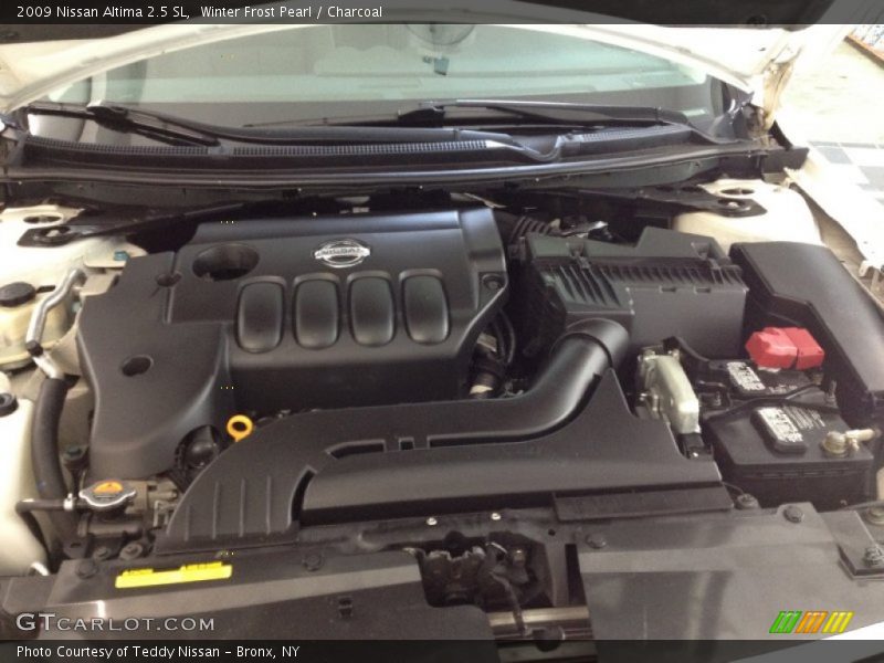 Winter Frost Pearl / Charcoal 2009 Nissan Altima 2.5 SL