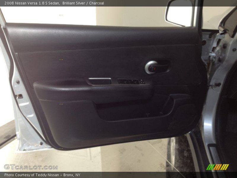 Brilliant Silver / Charcoal 2008 Nissan Versa 1.8 S Sedan