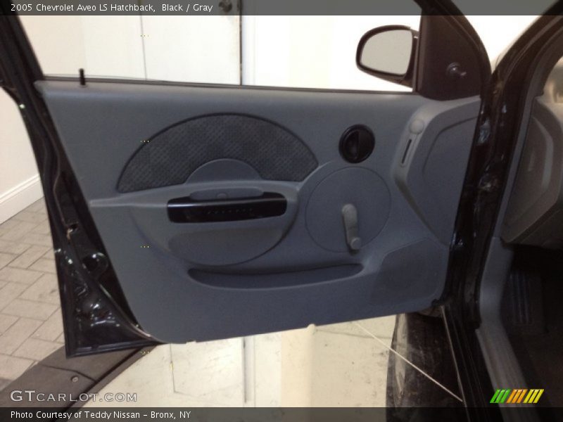 Black / Gray 2005 Chevrolet Aveo LS Hatchback