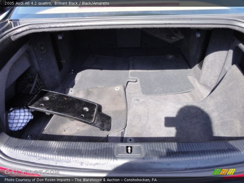 Brilliant Black / Black/Amaretto 2005 Audi A8 4.2 quattro