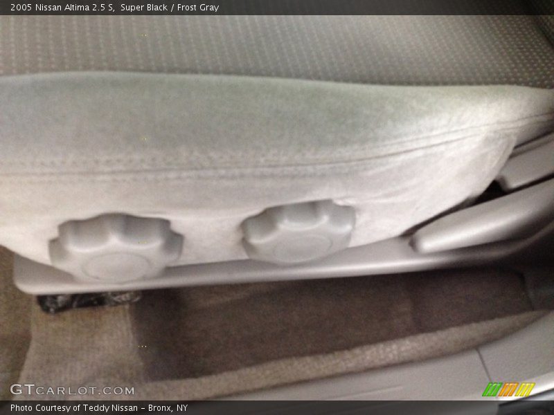 Super Black / Frost Gray 2005 Nissan Altima 2.5 S